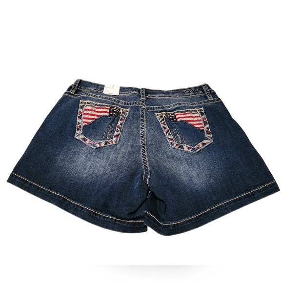 Women’s 18W Vigoss Americana Mid Rise Jean Shorts - Picture 5 of 5